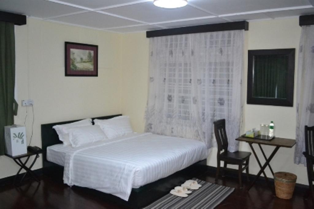 Garden Home Bed And Breakfast Yangon Room photo